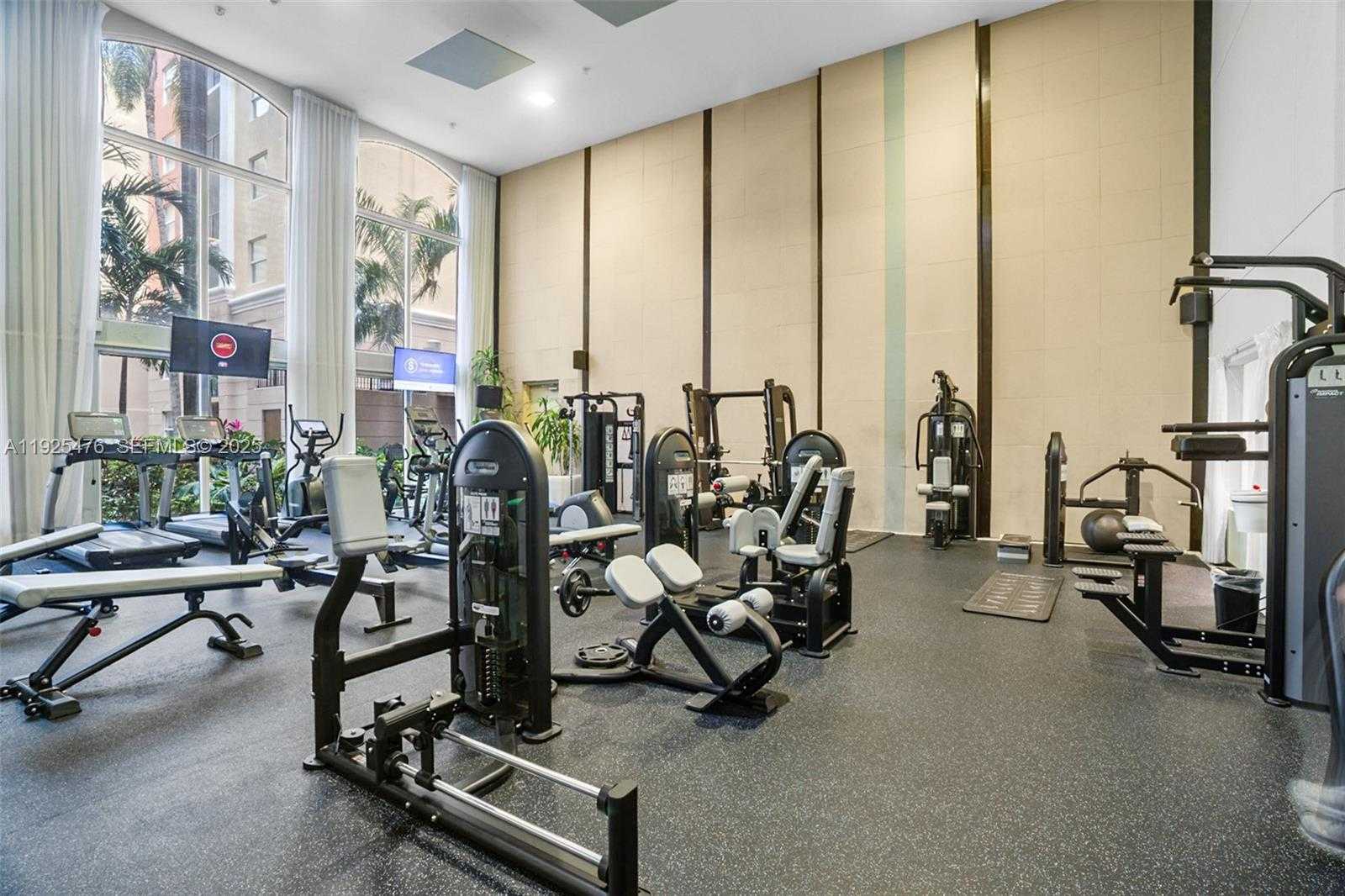 Small Image of 17150 NORTH BAY RD #2706, Sunny Isles Beach Number 37