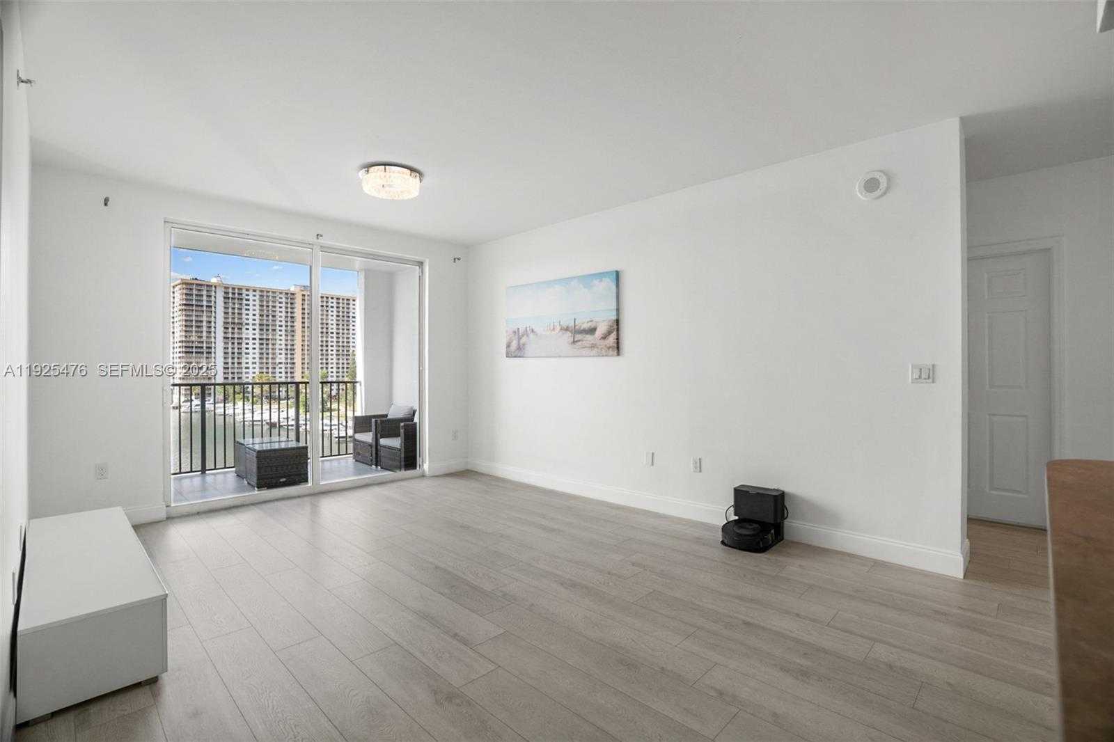 Small Image of 17150 NORTH BAY RD #2706, Sunny Isles Beach Number 8