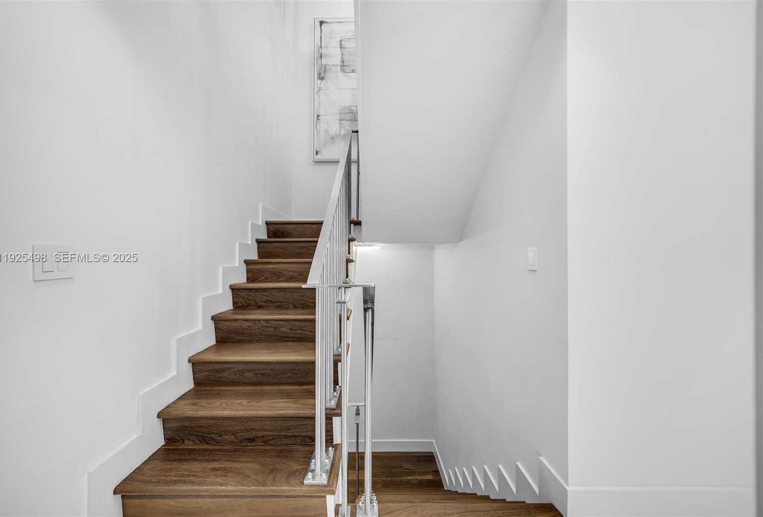 Small Image of 100 SOUTH POINTE DR #TH-13, Miami Beach Number 55