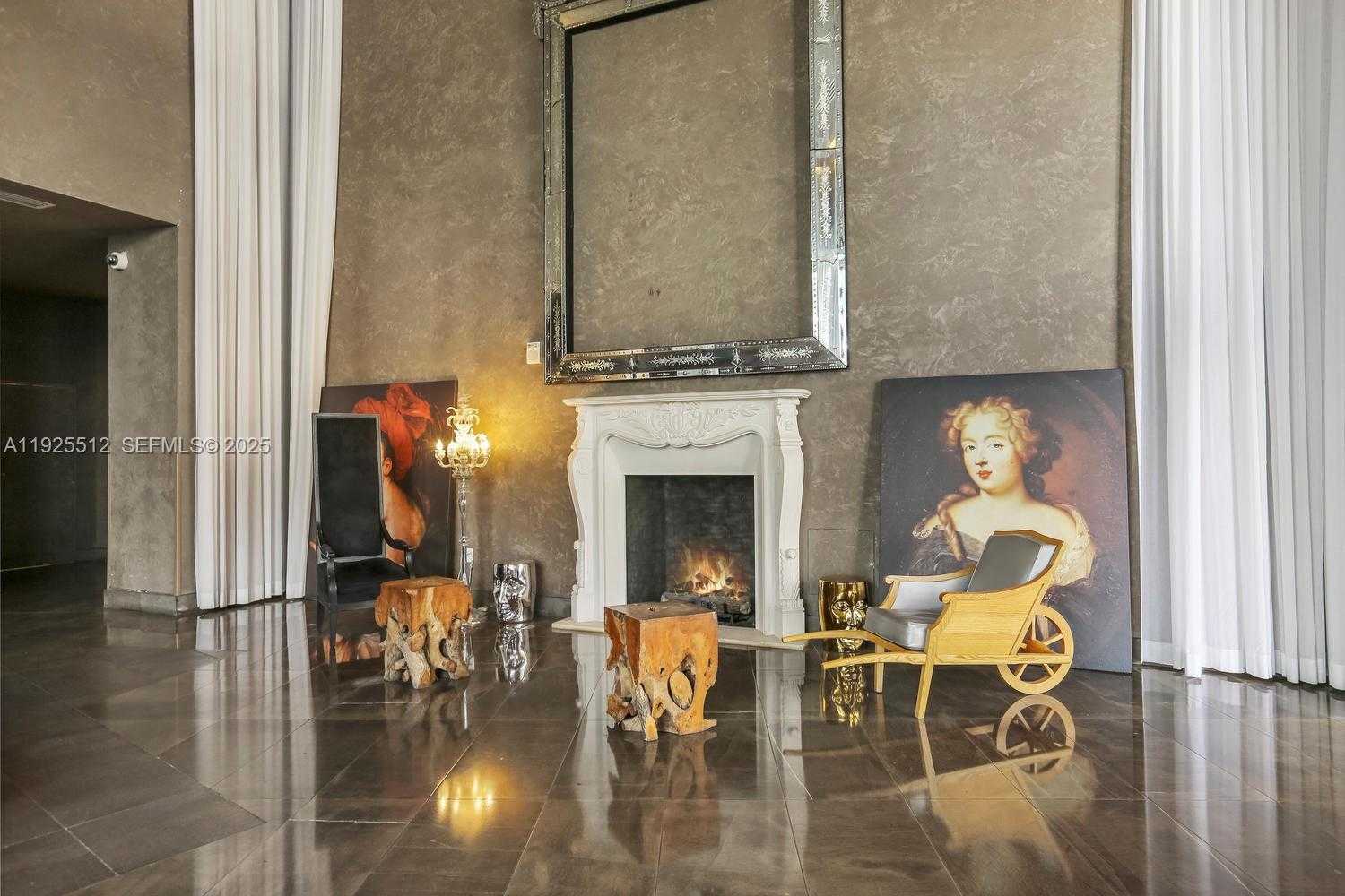 Small Image of 485 BRICKELL AVE #3307, Miami Number 8