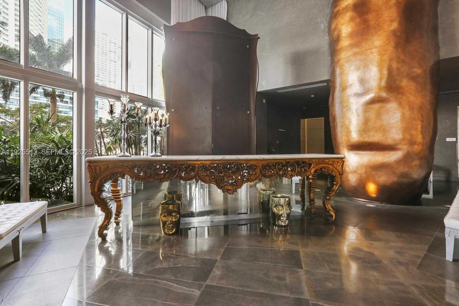 Small Image of 485 BRICKELL AVE #3307, Miami Number 9