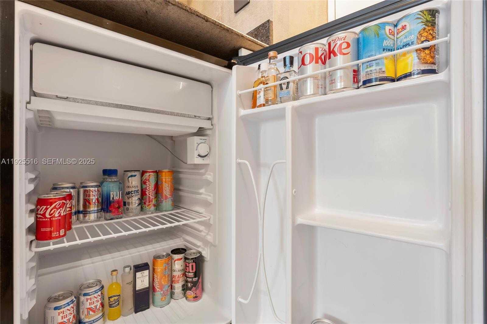 Small Image of 18001 COLLINS AVE #2512, Sunny Isles Beach Number 21