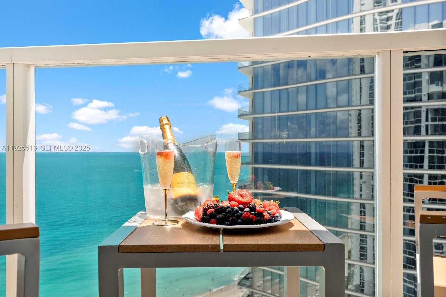 Small Image of 18001 COLLINS AVE #2512, Sunny Isles Beach Number 5