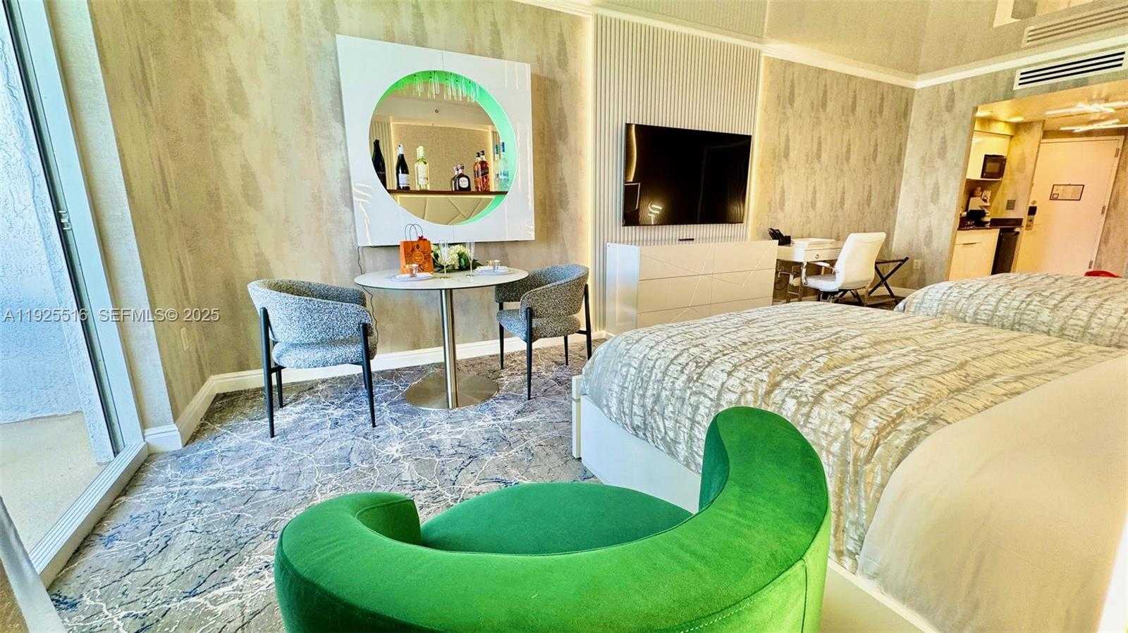 Small Image of 18001 COLLINS AVE #2512, Sunny Isles Beach Number 6