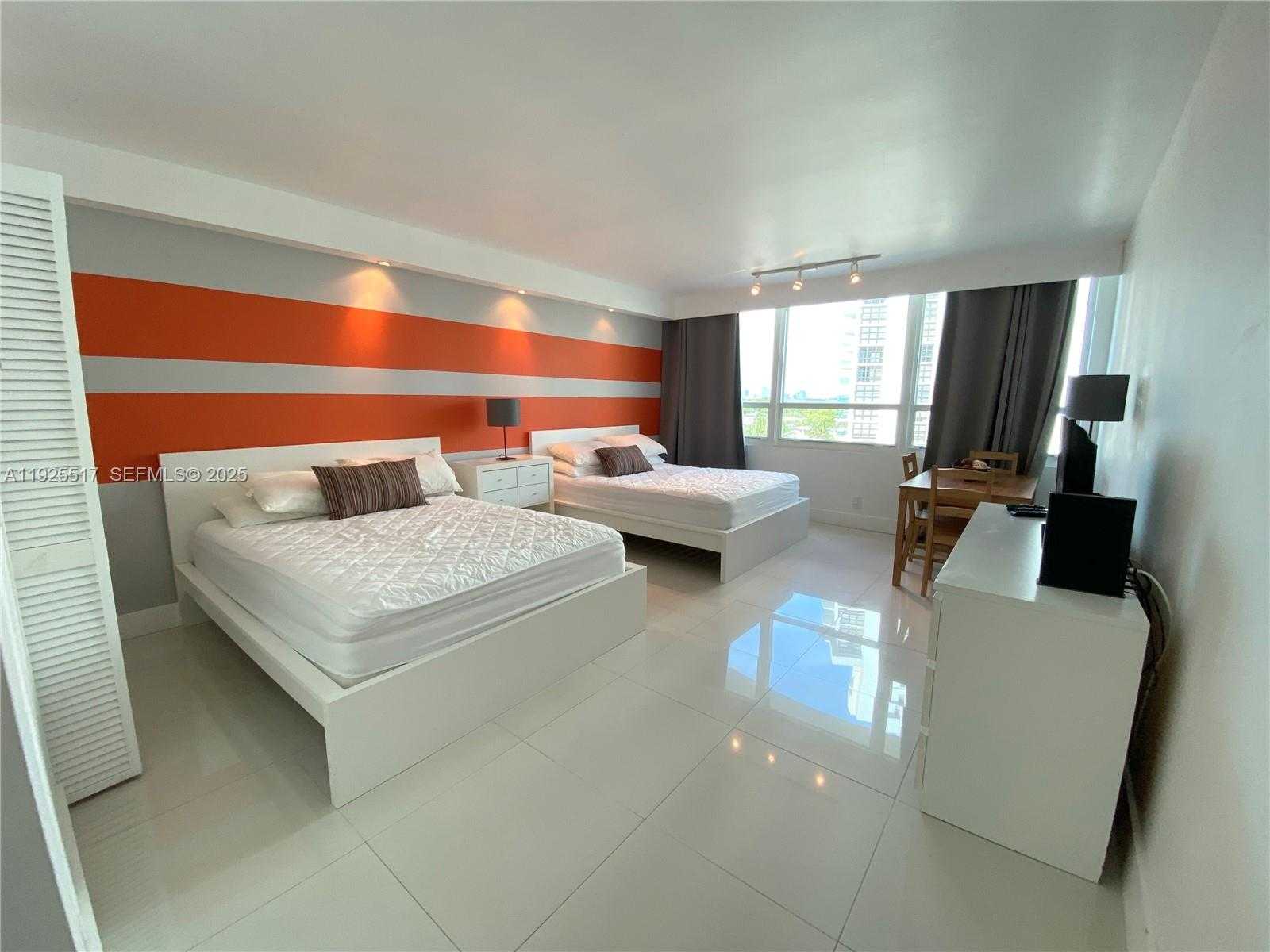 Small Image of 5445 COLLINS AVE #610, Miami Beach Number 1