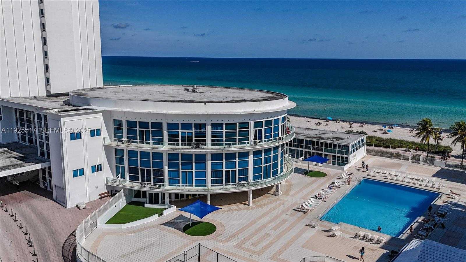 Small Image of 5445 COLLINS AVE #610, Miami Beach Number 6