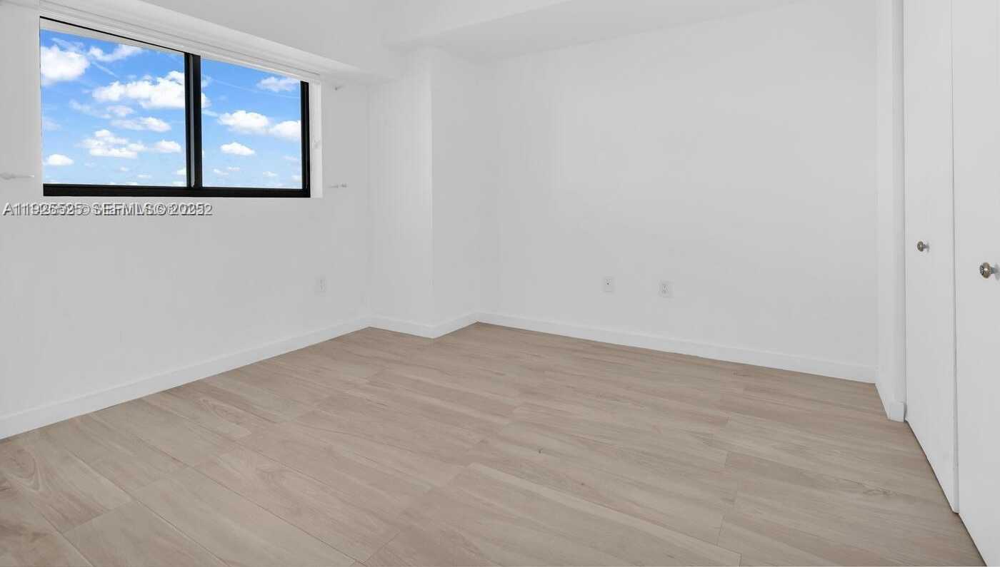 Small Image of 460 NORTH EAST 28TH ST #3907, Miami Number 17