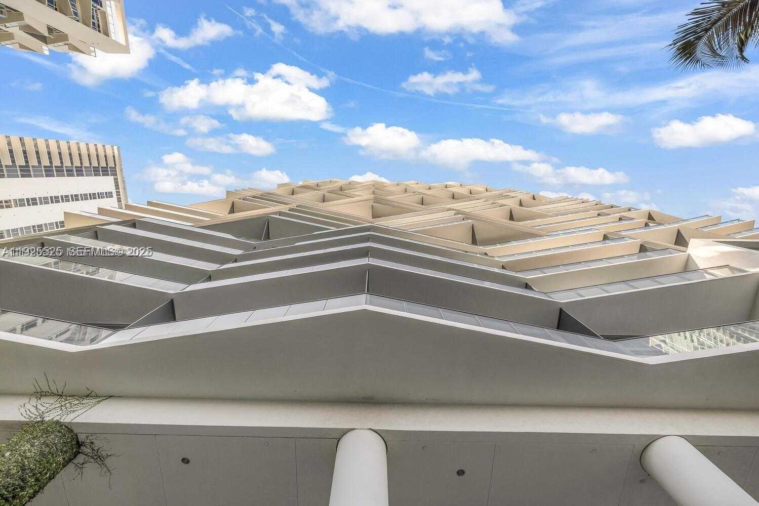 Small Image of 460 NORTH EAST 28TH ST #3907, Miami Number 29