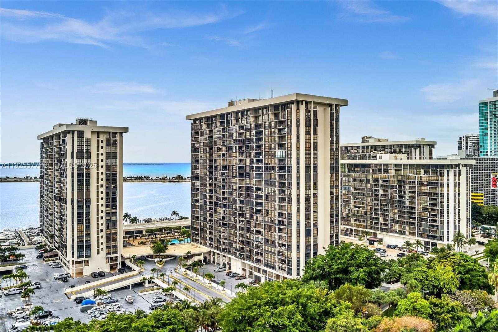 Small Image of 1865 BRICKELL AVE #A703, Miami Number 32