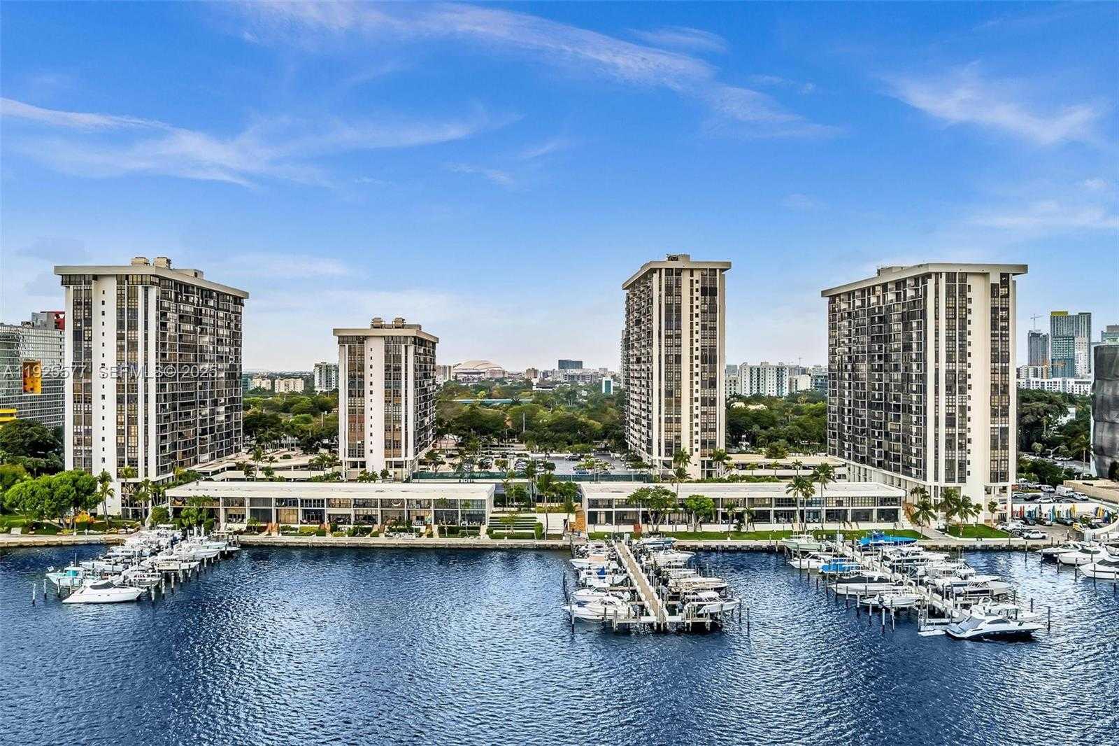 Small Image of 1865 BRICKELL AVE #A703, Miami Number 35