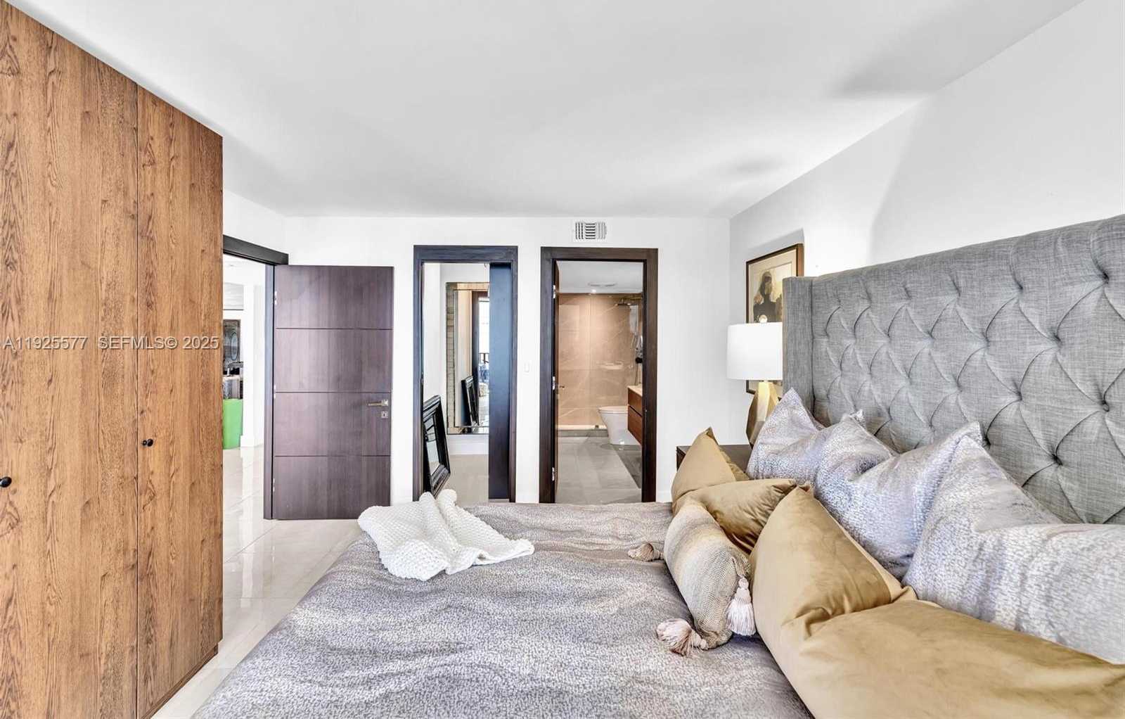 Small Image of 1865 BRICKELL AVE #A703, Miami Number 39