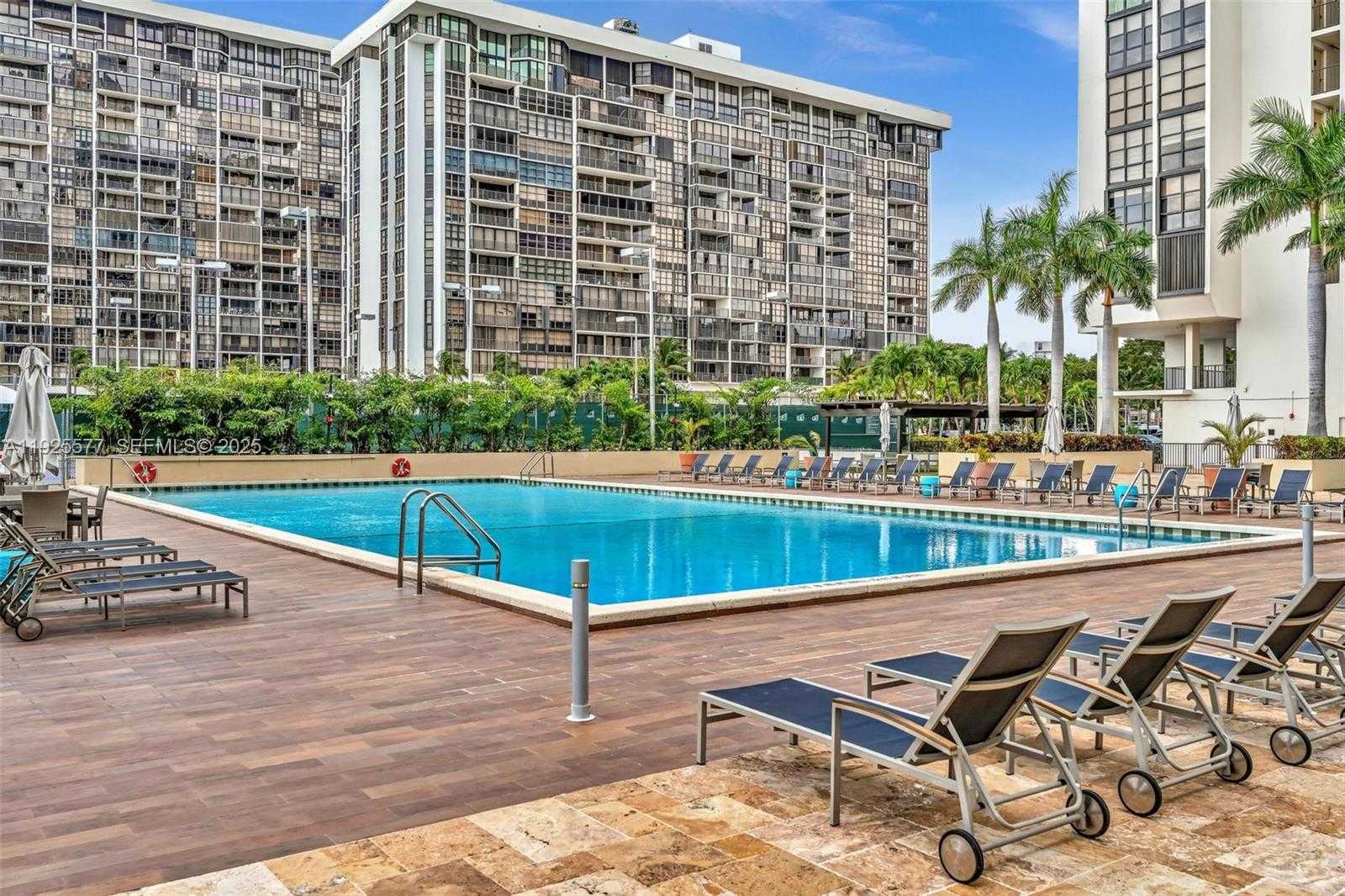 Small Image of 1865 BRICKELL AVE #A703, Miami Number 50