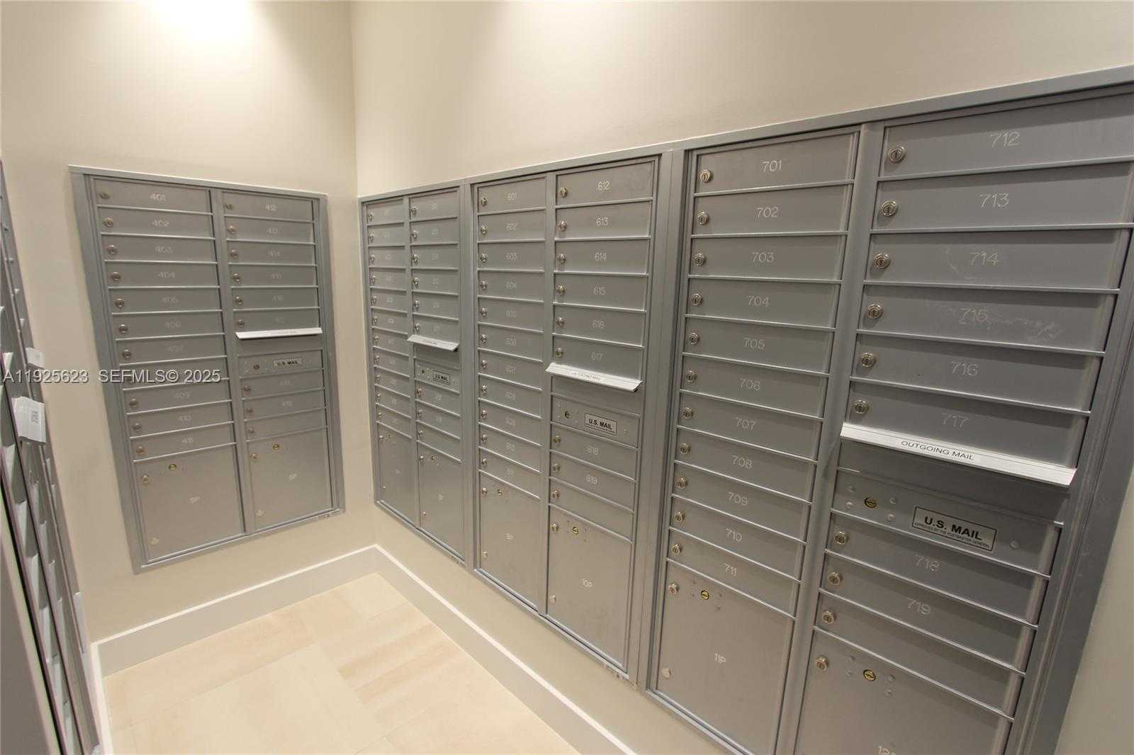 Imagen de Pequeño Objeto