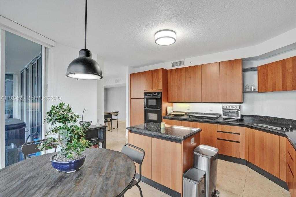 Small Image of 17555 COLLINS AVE #704, Sunny Isles Beach Number 13