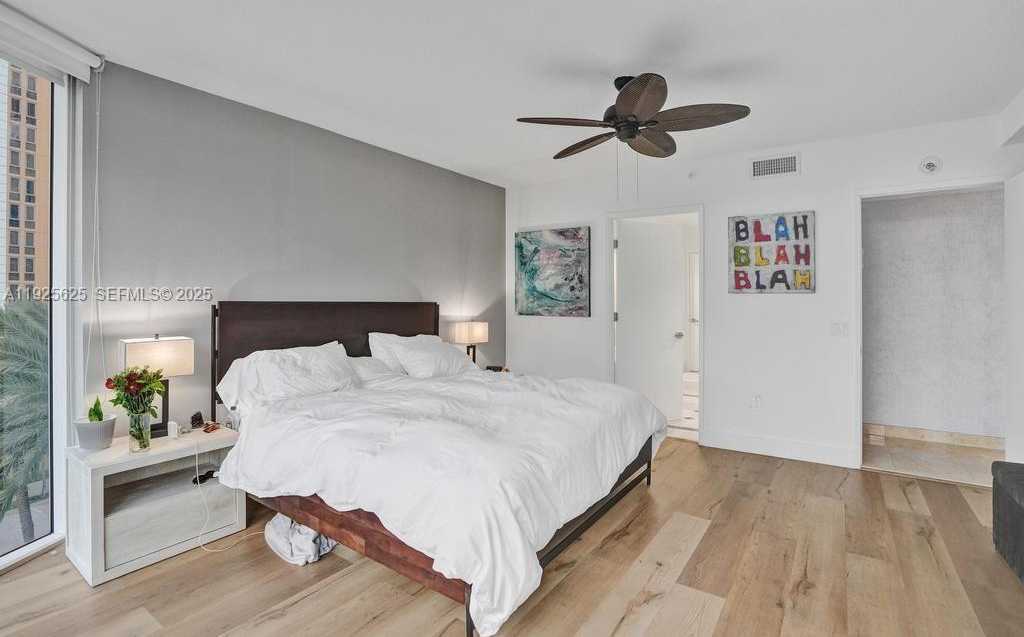 Small Image of 17555 COLLINS AVE #704, Sunny Isles Beach Number 21