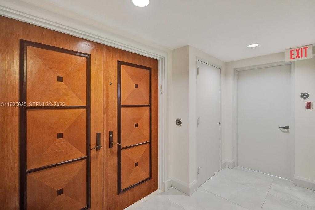 Small Image of 17555 COLLINS AVE #704, Sunny Isles Beach Number 27