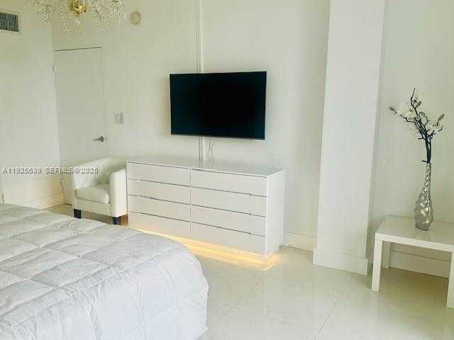 Small Image of 10275 COLLINS AVE #514, Bal Harbour Number 17