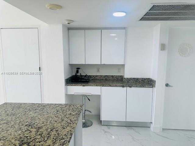 Small Image of 10275 COLLINS AVE #514, Bal Harbour Number 19