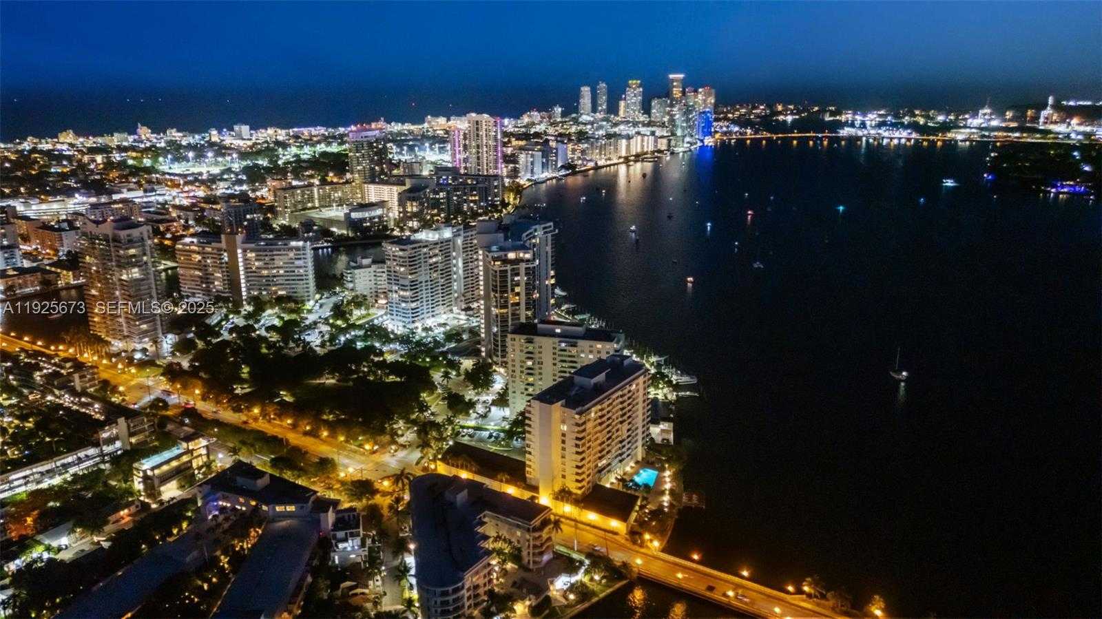 Small Image of 3 ISLAND AVE #08H, Miami Beach Number 7