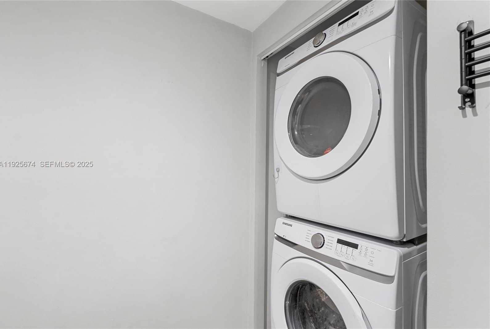 Small Image of 110 WASHINGTON AVE #2309, Miami Beach Number 15