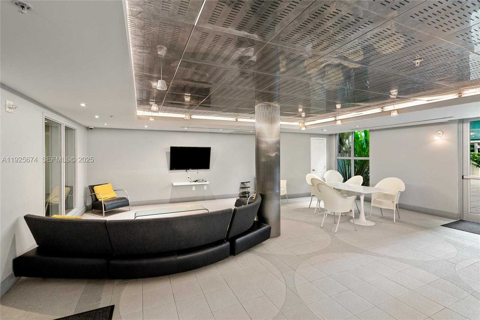 Small Image of 110 WASHINGTON AVE #2309, Miami Beach Number 34