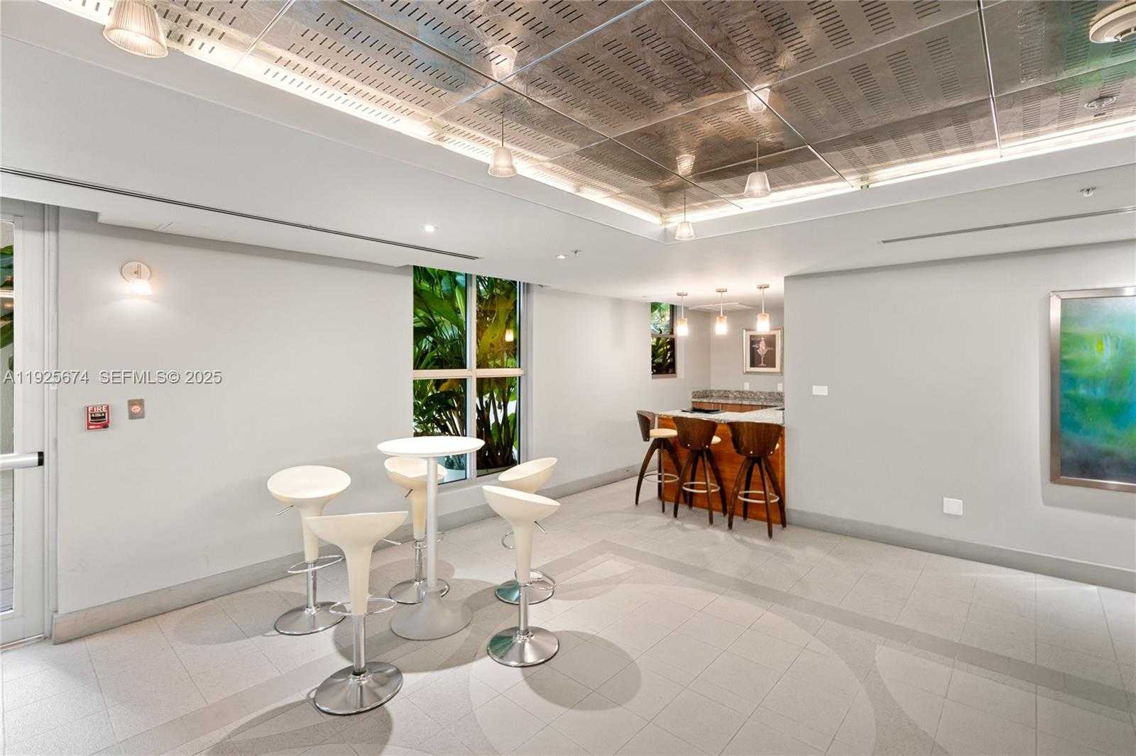 Small Image of 110 WASHINGTON AVE #2309, Miami Beach Number 35