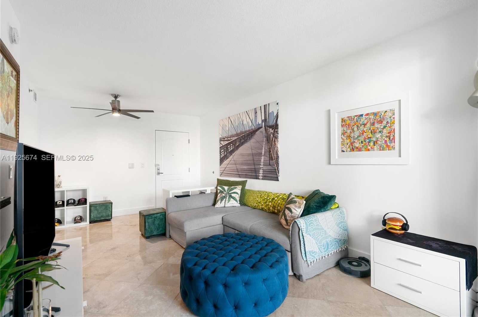 Small Image of 110 WASHINGTON AVE #2309, Miami Beach Number 4