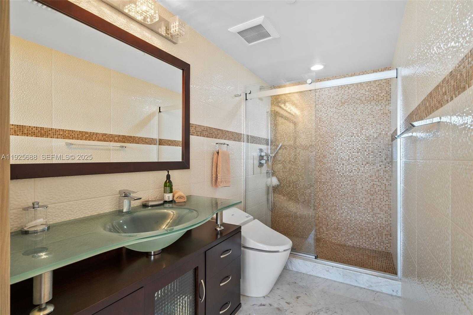 Small Image of 17201 COLLINS AVE #3505, Sunny Isles Beach Number 25