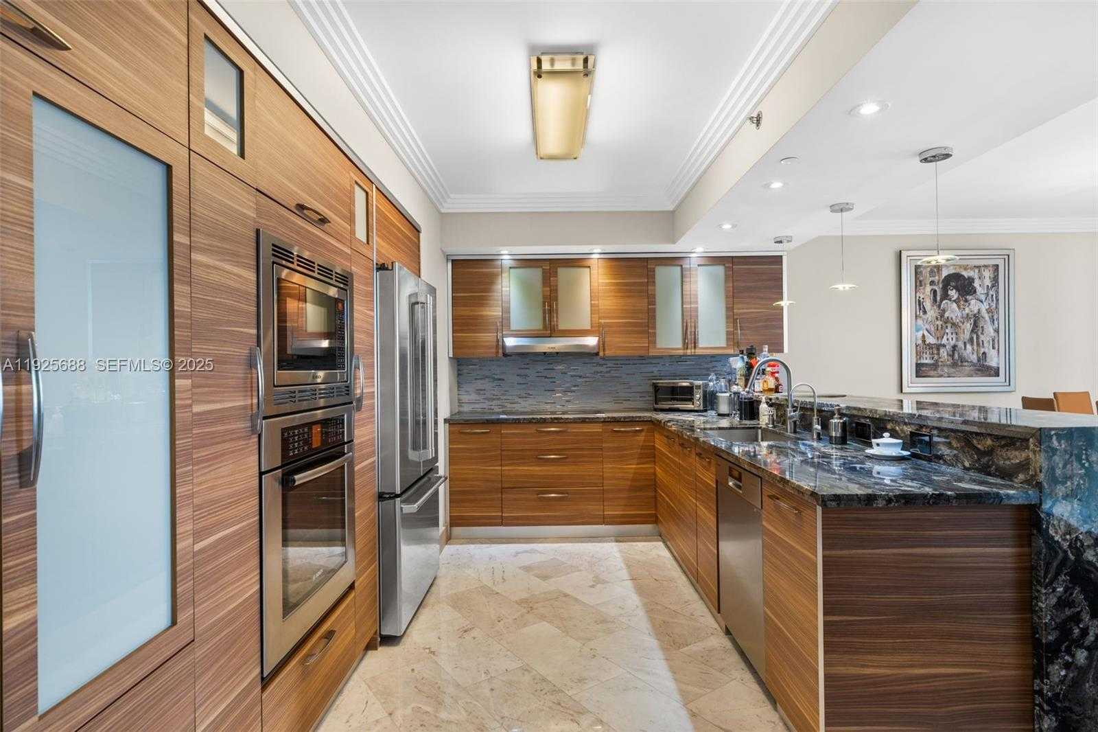 Small Image of 17201 COLLINS AVE #3505, Sunny Isles Beach Number 5