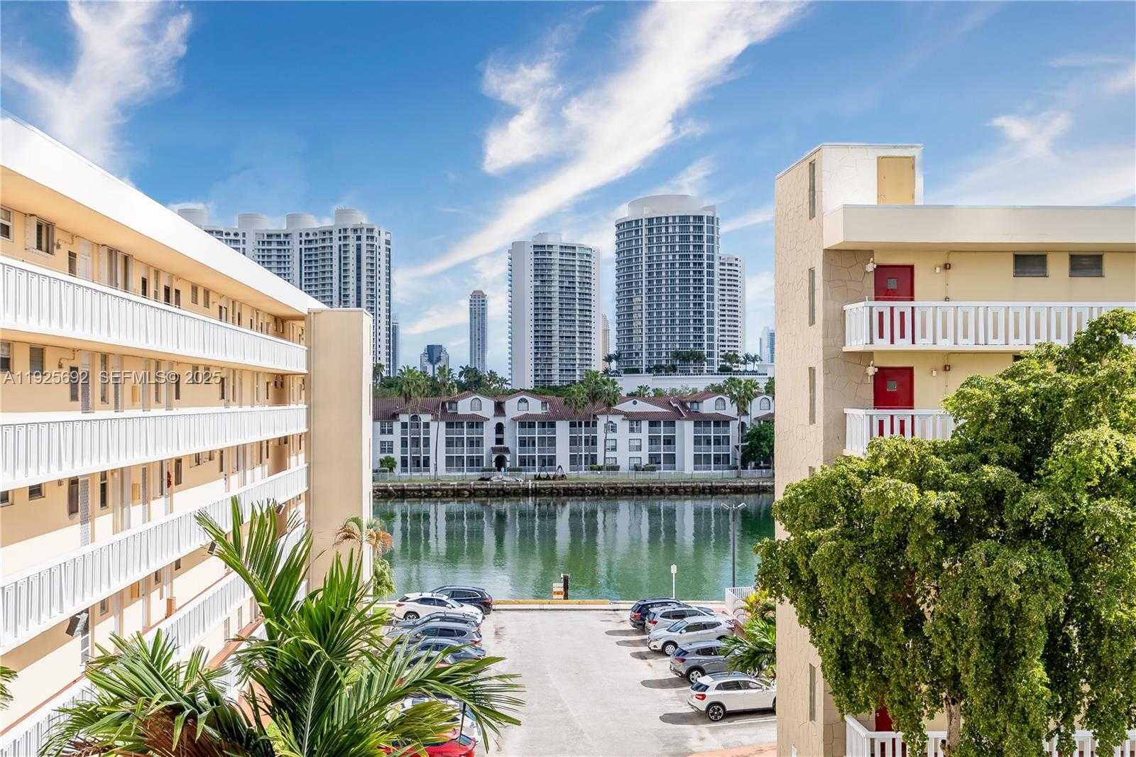 Small Image of 2999 POINT EAST DR #C-502, Aventura Number 35