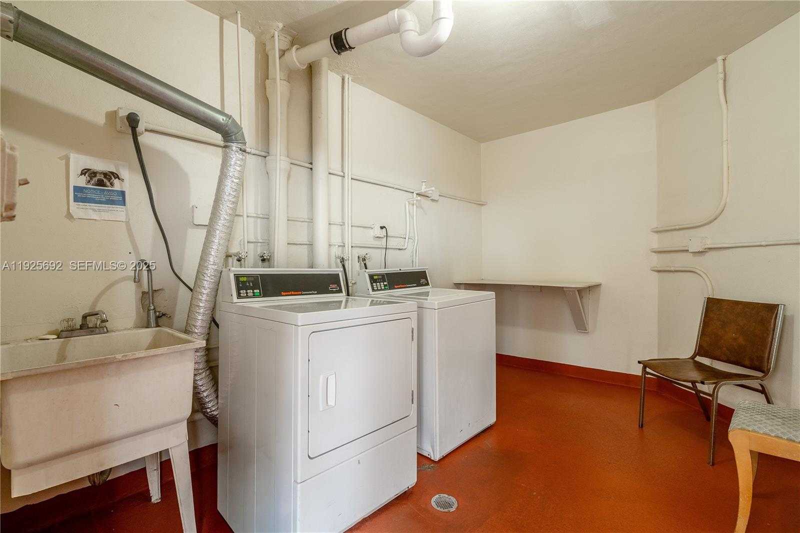 Small Image of 2999 POINT EAST DR #C-502, Aventura Number 37