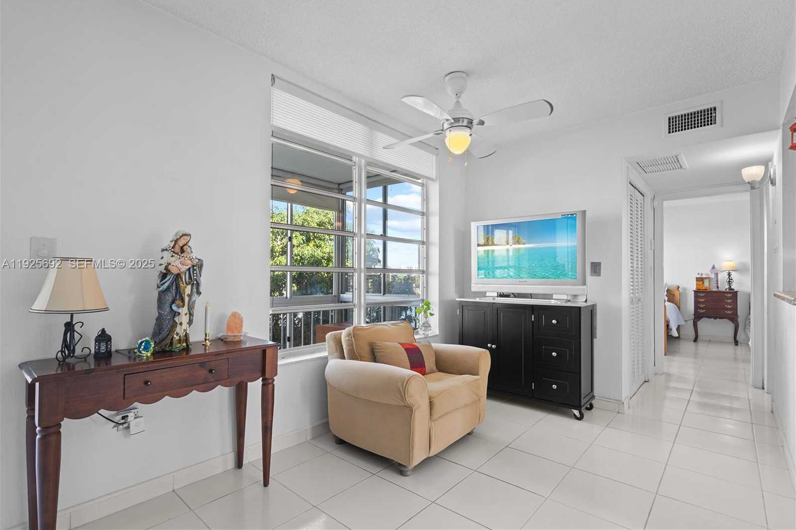 Small Image of 2999 POINT EAST DR #C-502, Aventura Number 5