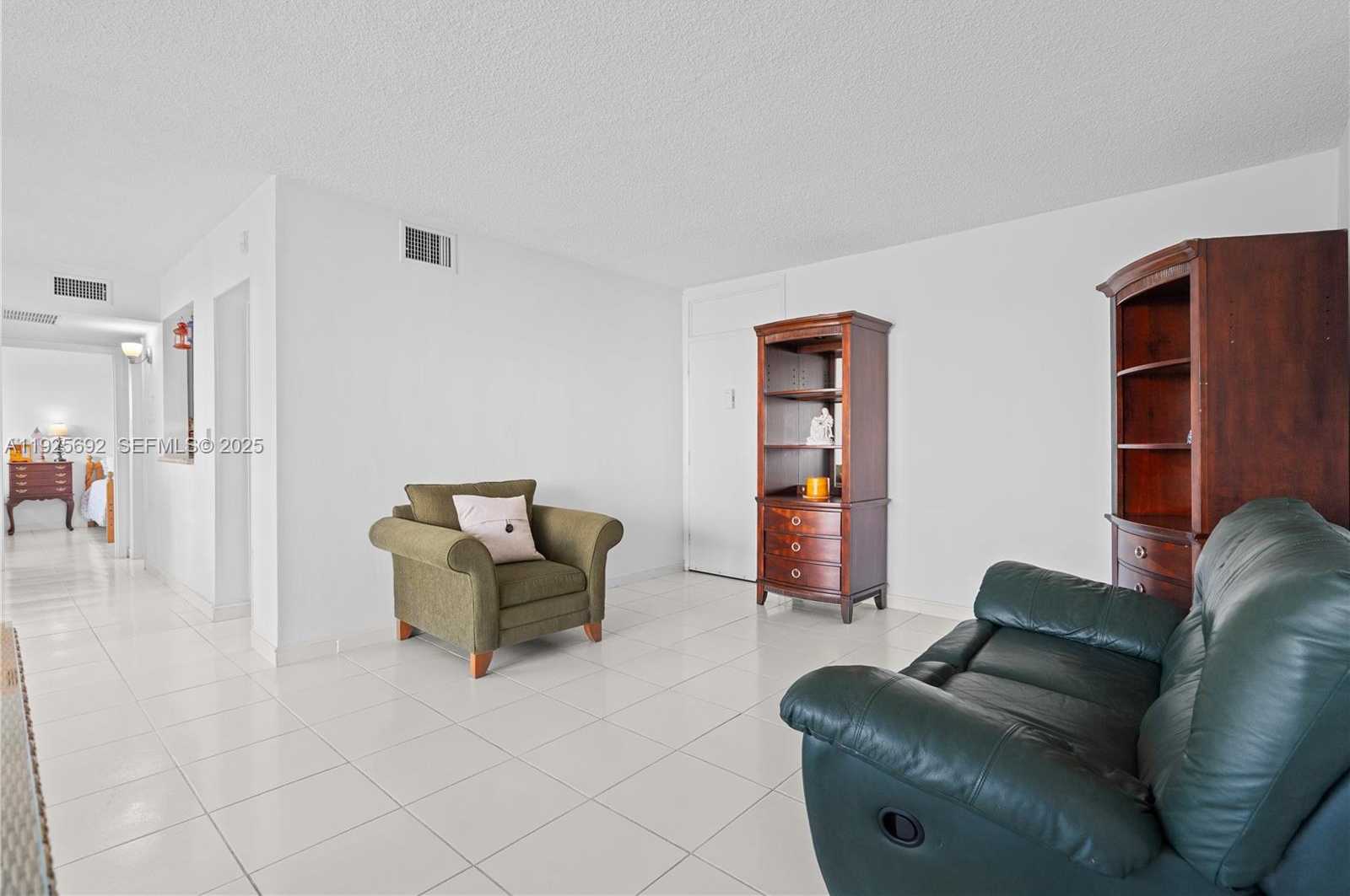 Small Image of 2999 POINT EAST DR #C-502, Aventura Number 9