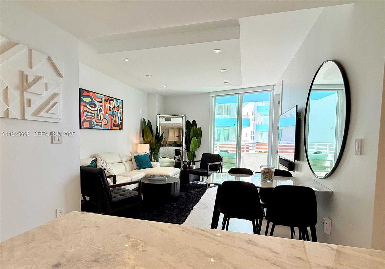 Small Image of 225 COLLINS AVE #6J, Miami Beach Number 16
