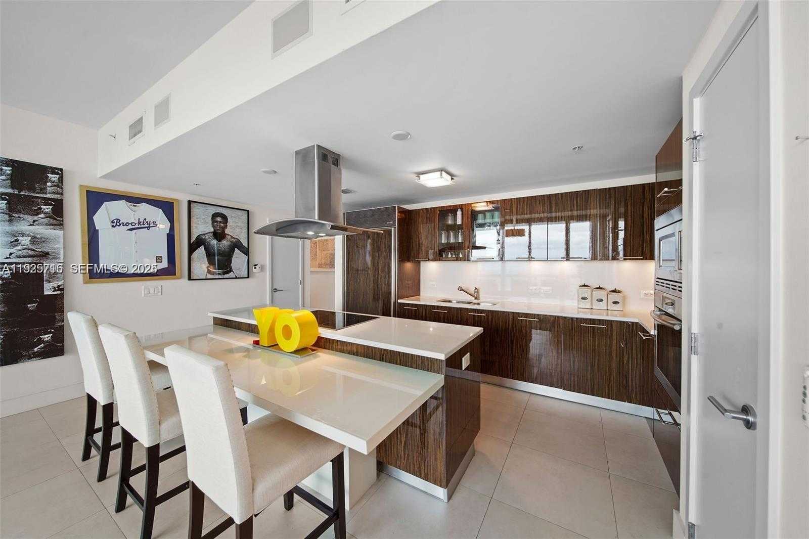 Small Image of 6899 COLLINS AVE #1801, Miami Beach Number 11