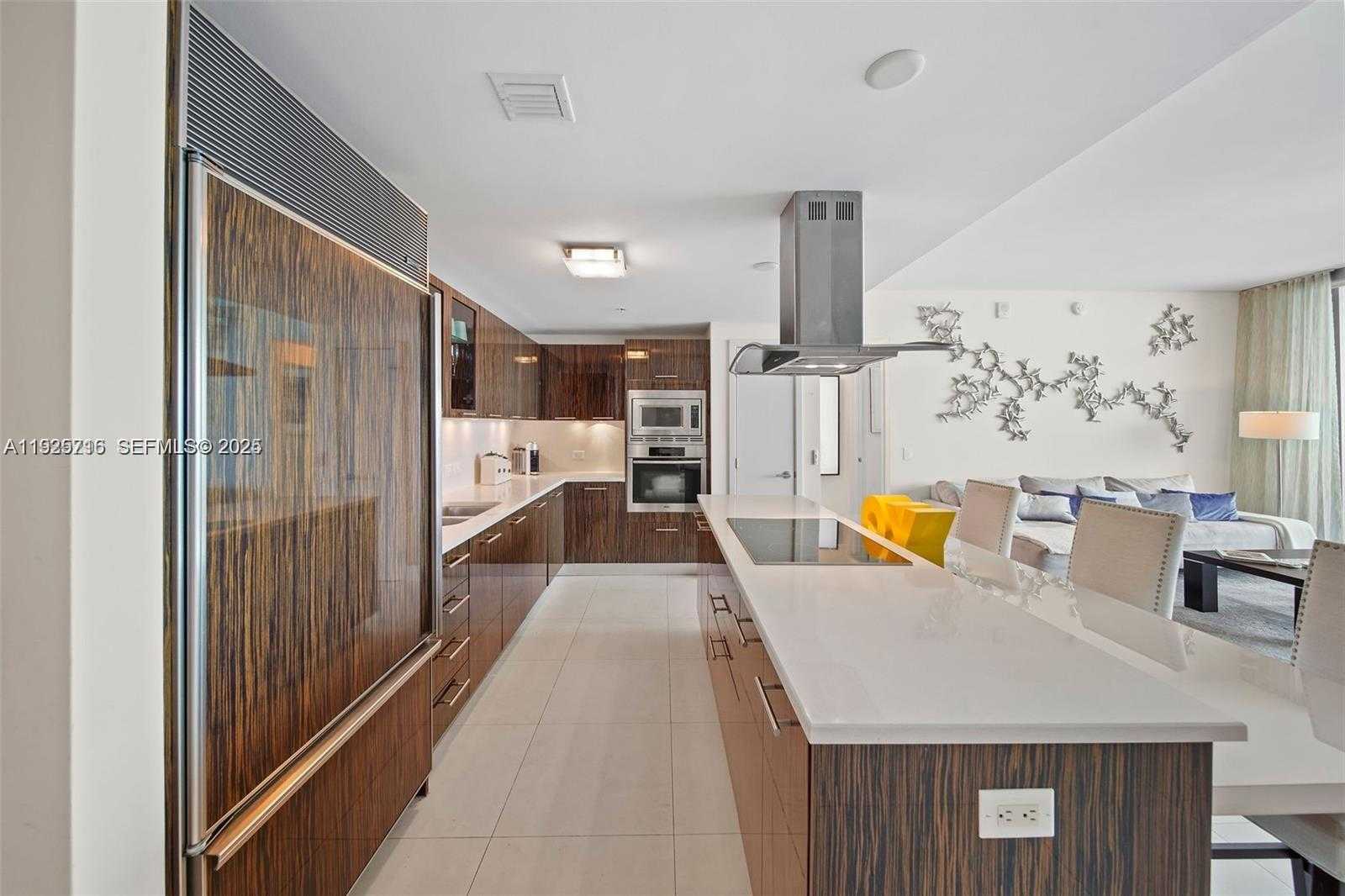 Small Image of 6899 COLLINS AVE #1801, Miami Beach Number 12