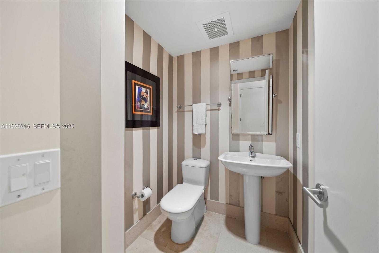 Small Image of 6899 COLLINS AVE #1801, Miami Beach Number 22