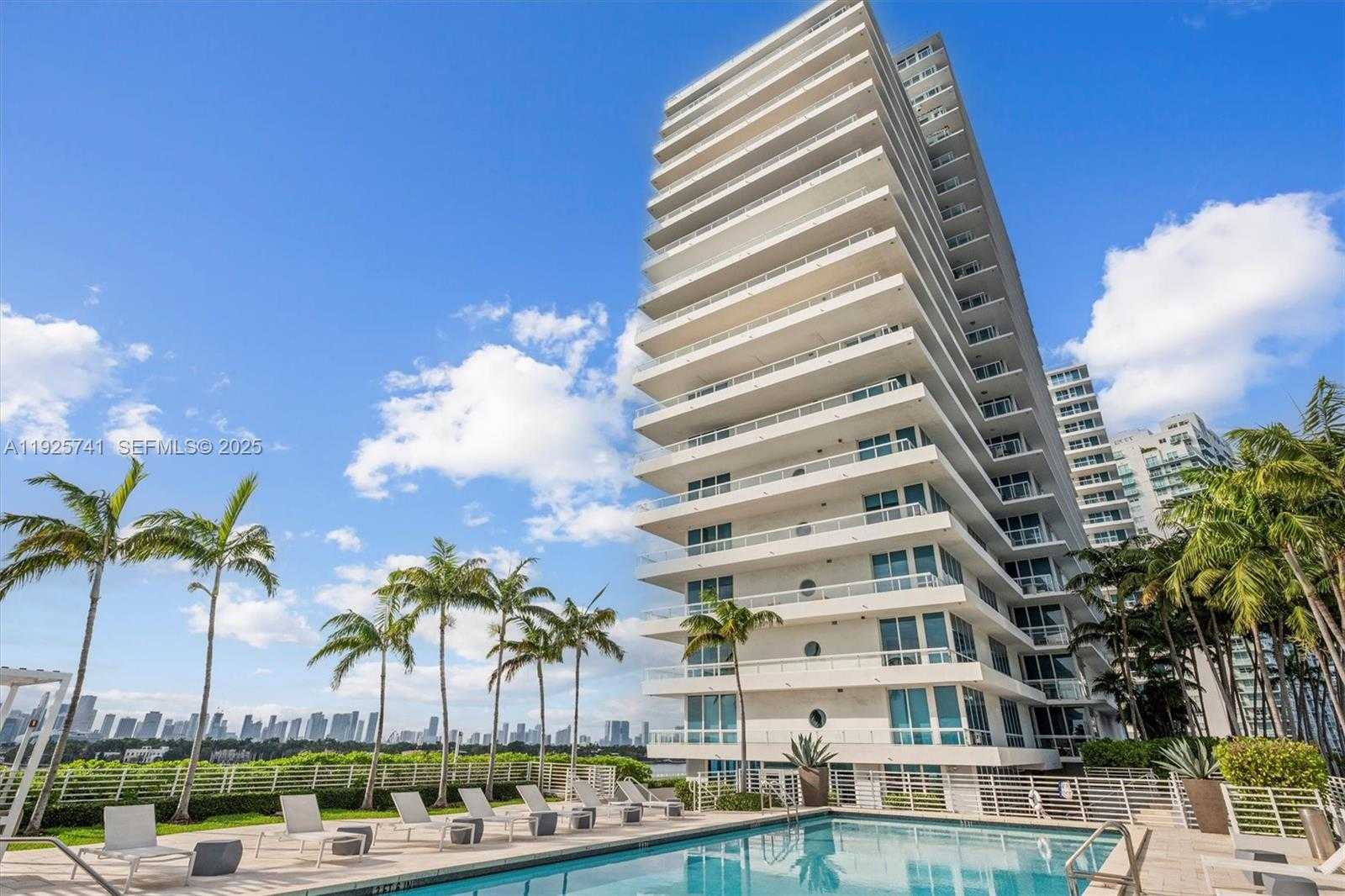 Small Image of 520 WEST AVE #1701, Miami Beach Number 1