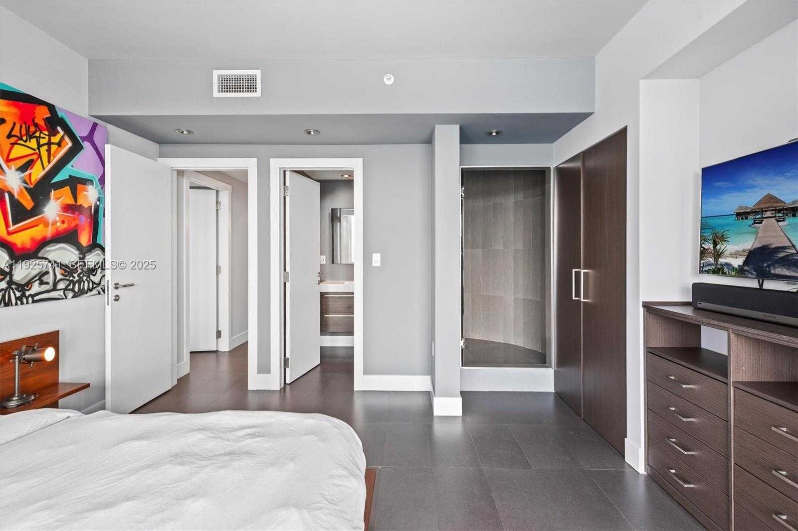 Small Image of 520 WEST AVE #1701, Miami Beach Number 17