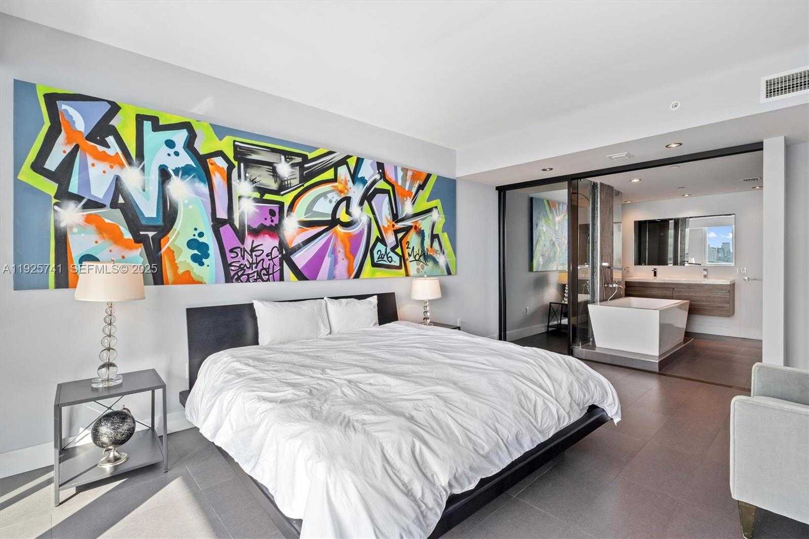 Small Image of 520 WEST AVE #1701, Miami Beach Number 21