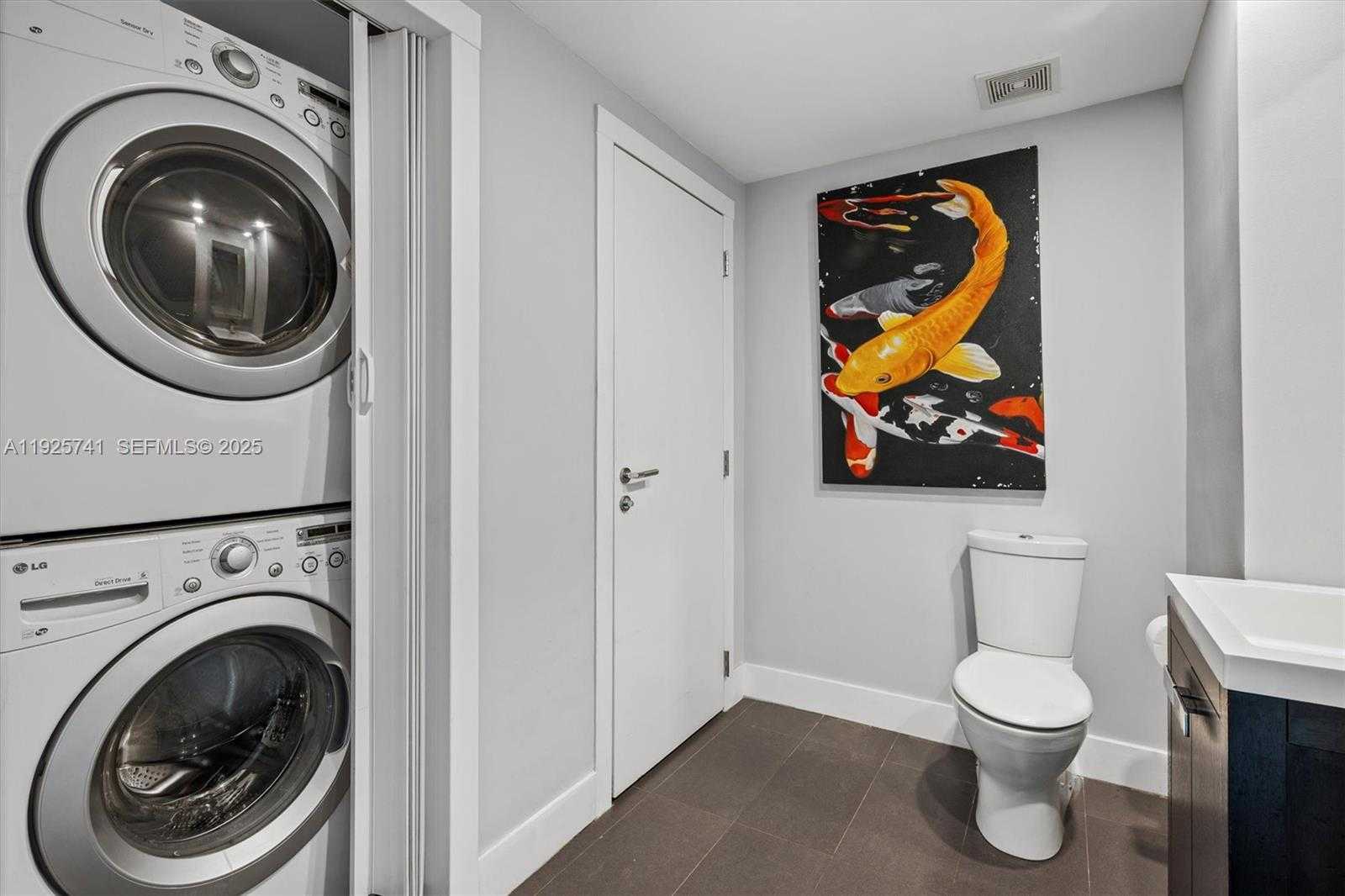 Small Image of 520 WEST AVE #1701, Miami Beach Number 25