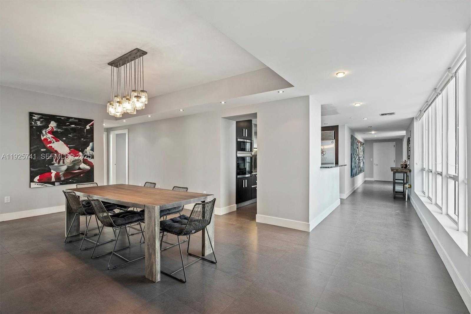 Small Image of 520 WEST AVE #1701, Miami Beach Number 3