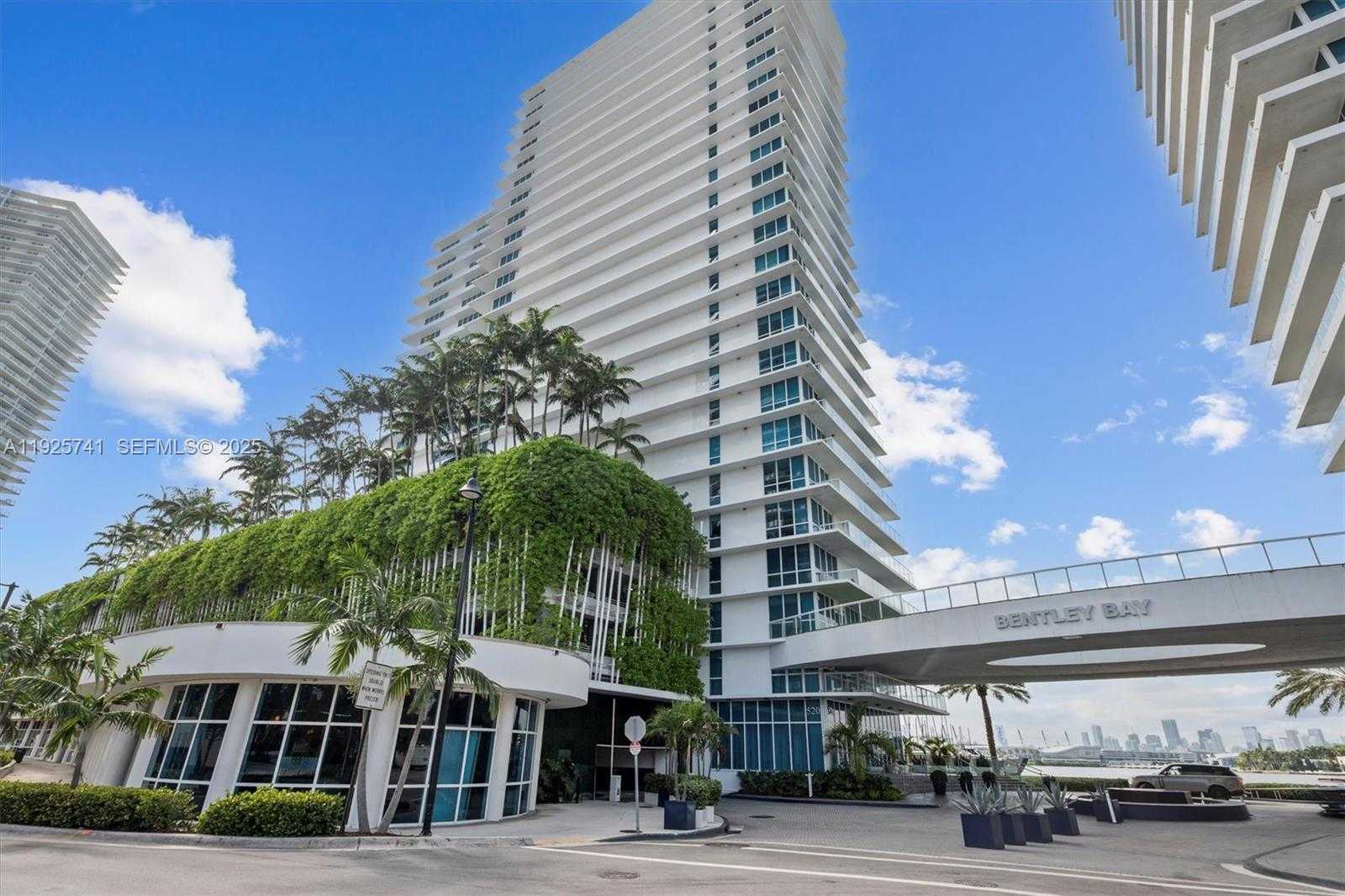 Small Image of 520 WEST AVE #1701, Miami Beach Number 34
