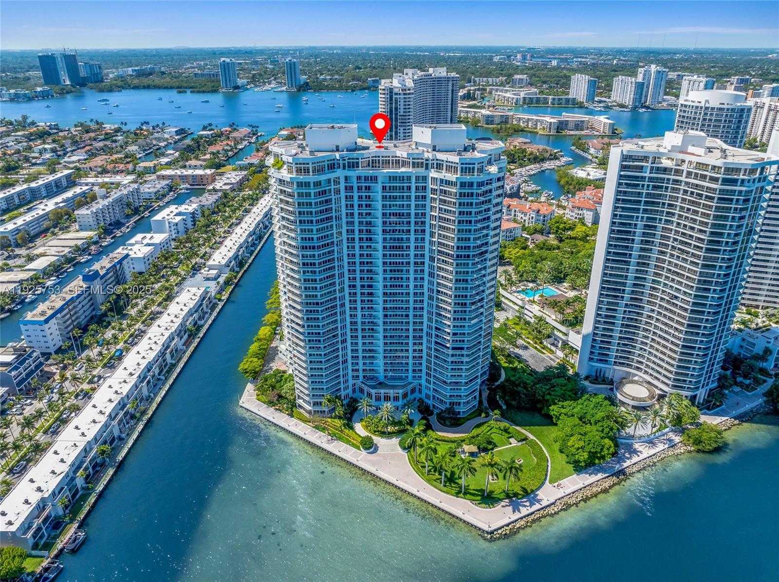 Small Image of 2600 ISLAND BLVD #301, Aventura Number 33