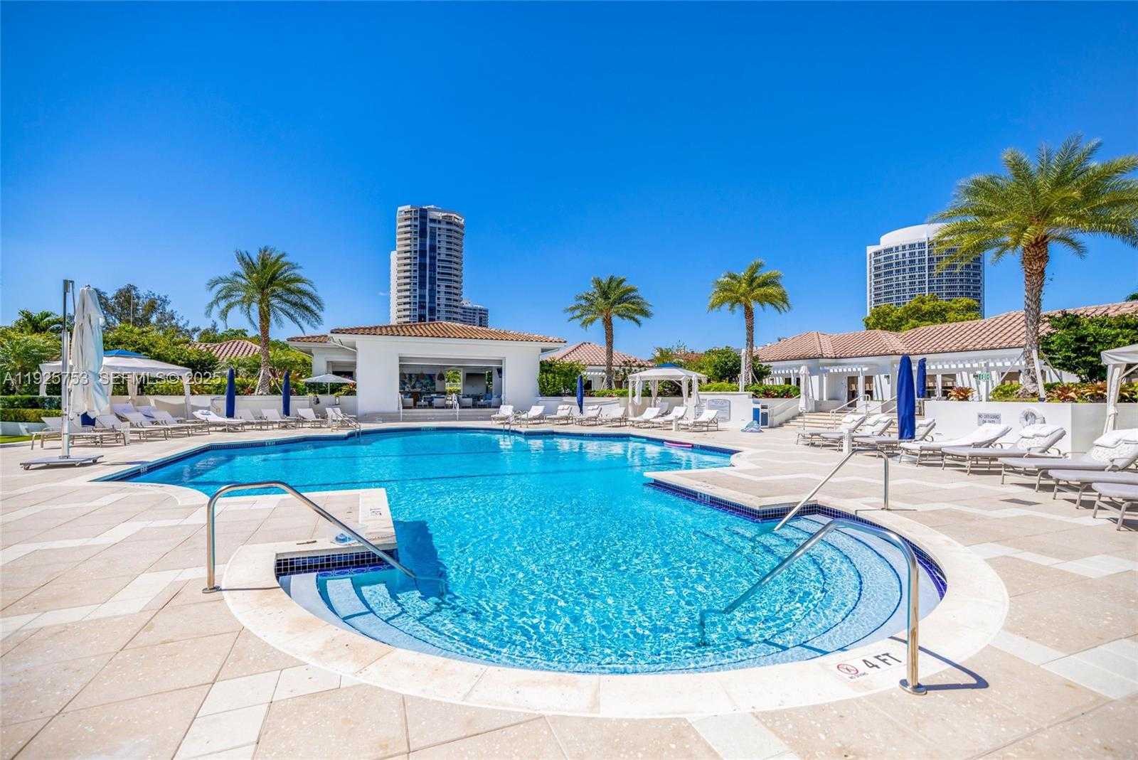 Small Image of 2600 ISLAND BLVD #301, Aventura Number 37