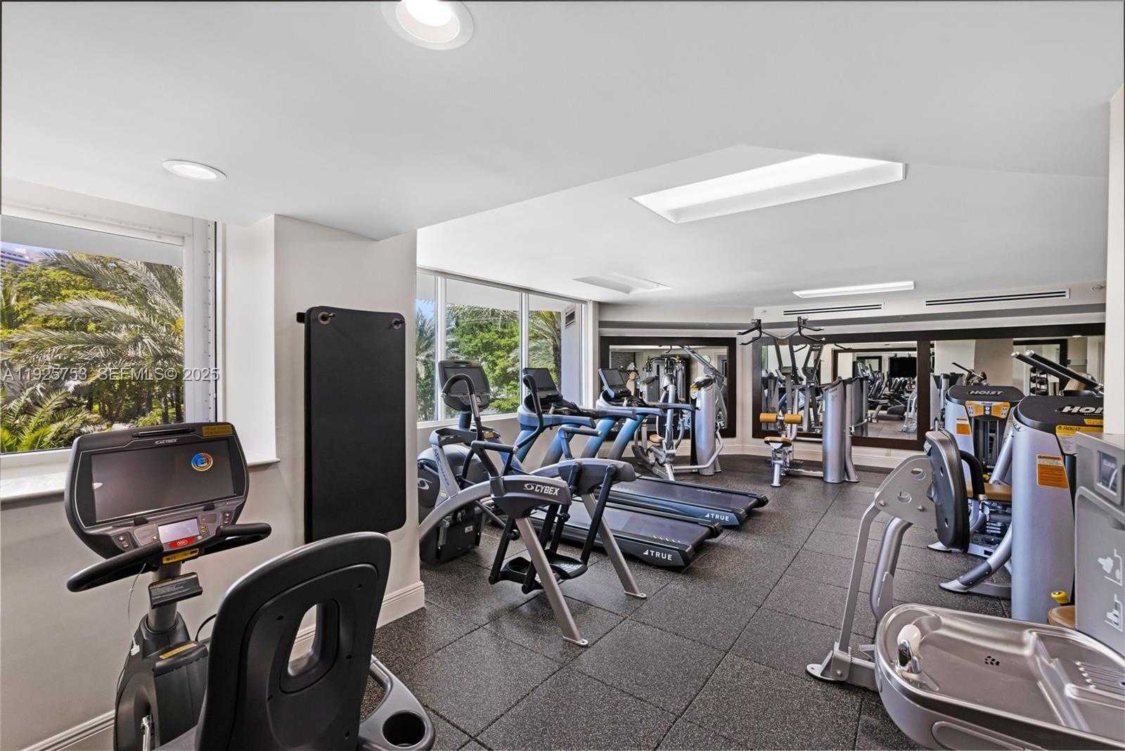 Small Image of 2600 ISLAND BLVD #301, Aventura Number 42