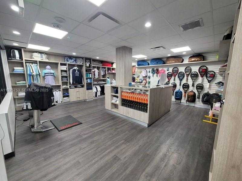 Small Image of 2600 ISLAND BLVD #301, Aventura Number 55