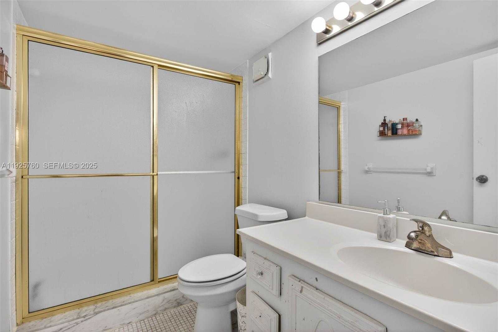 Small Image of 370 EAST LAUREL DR #6E, Margate Number 10