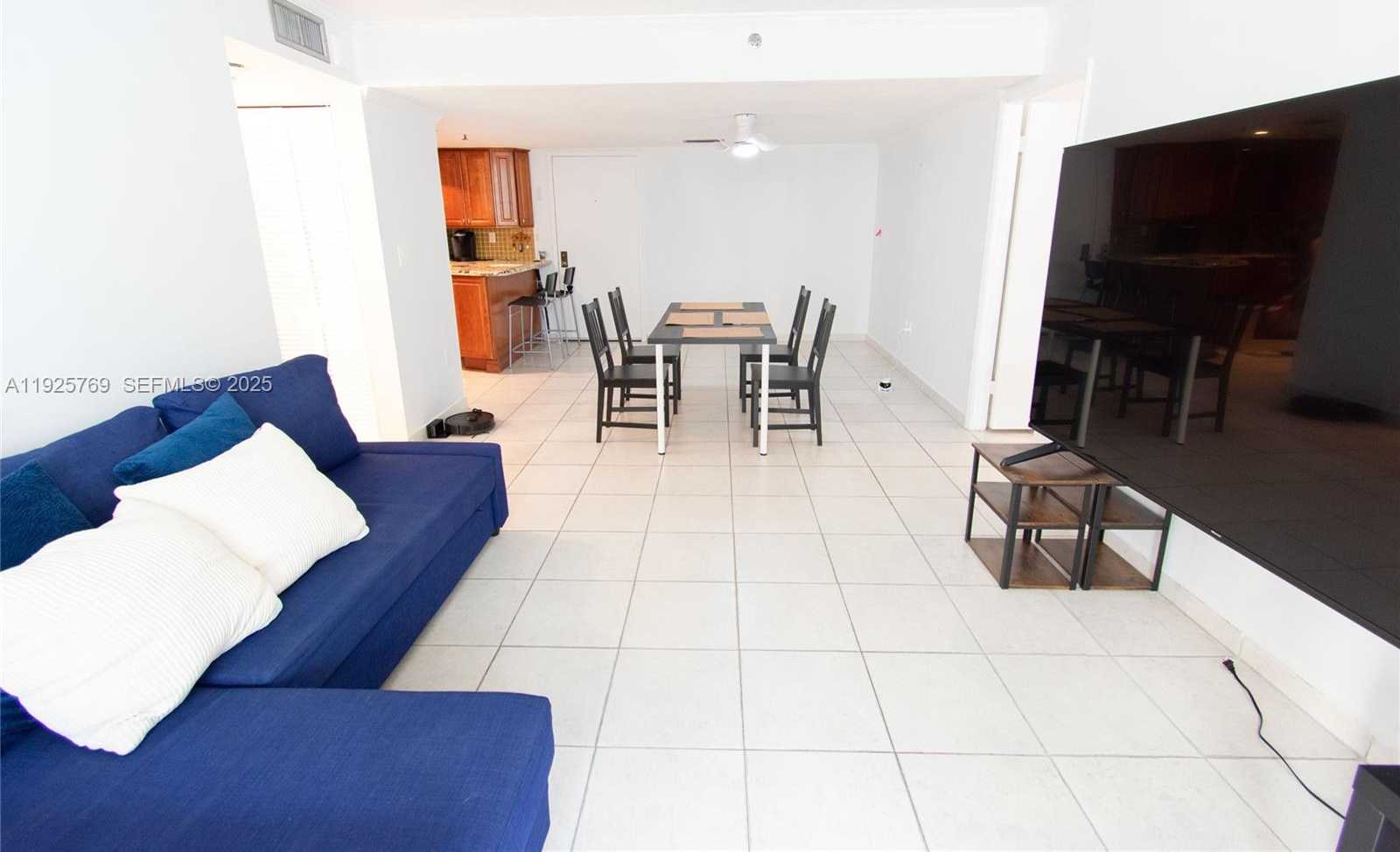 Small Image of 1621 COLLINS AVE #906, Miami Beach Number 12