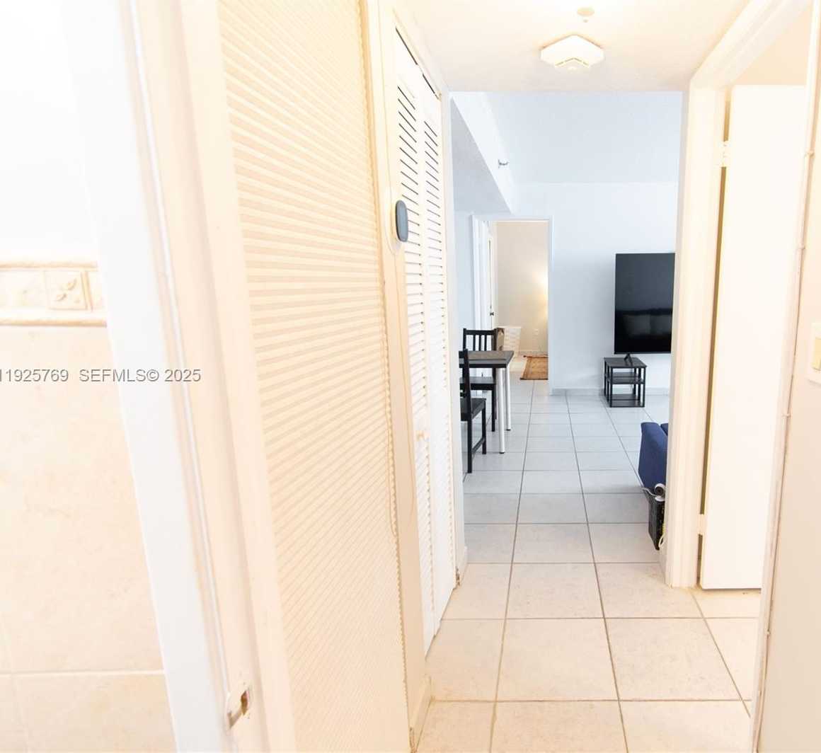 Small Image of 1621 COLLINS AVE #906, Miami Beach Number 16